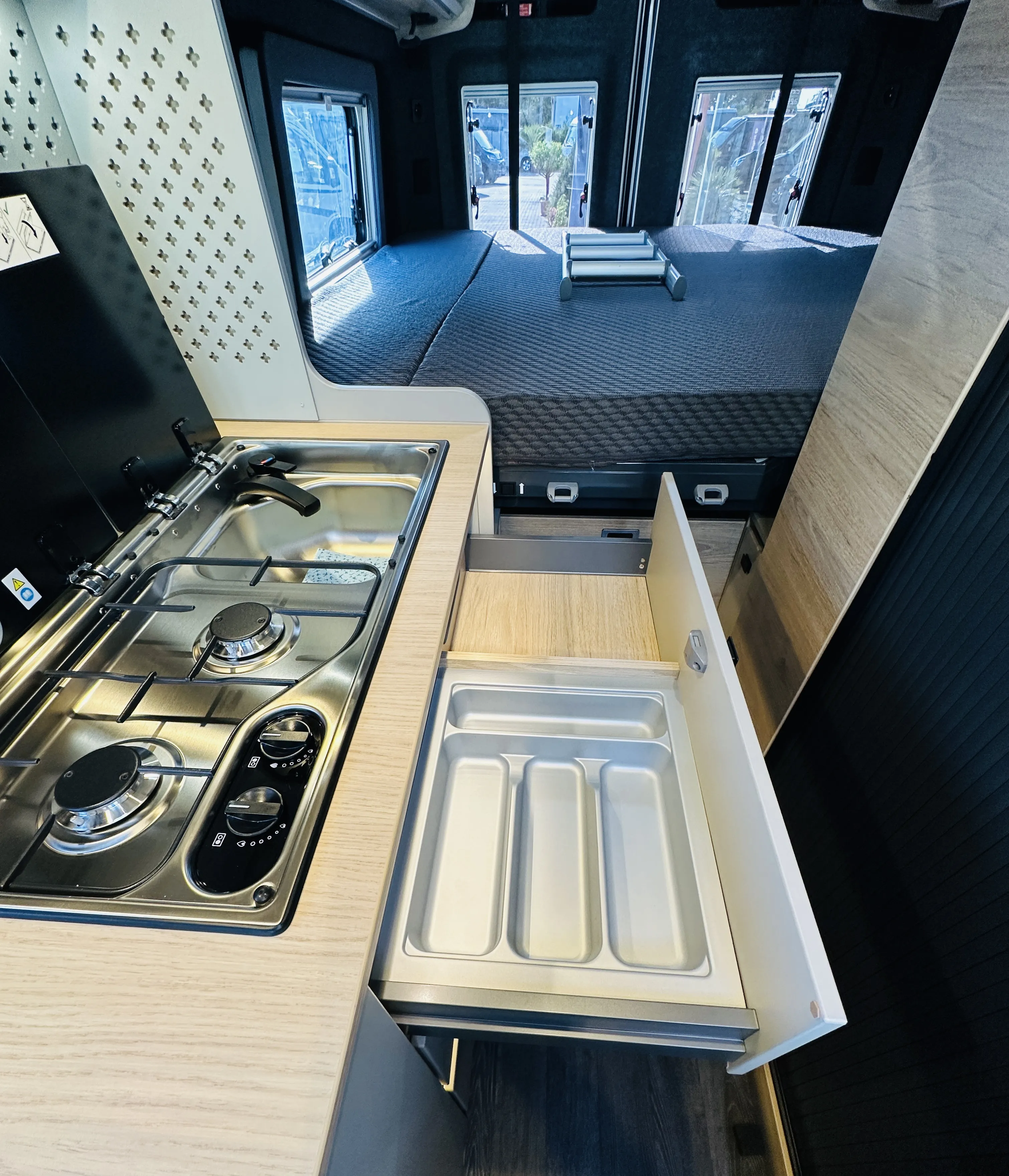 Knaus boxTime 630 MX 5235 (26).JPG