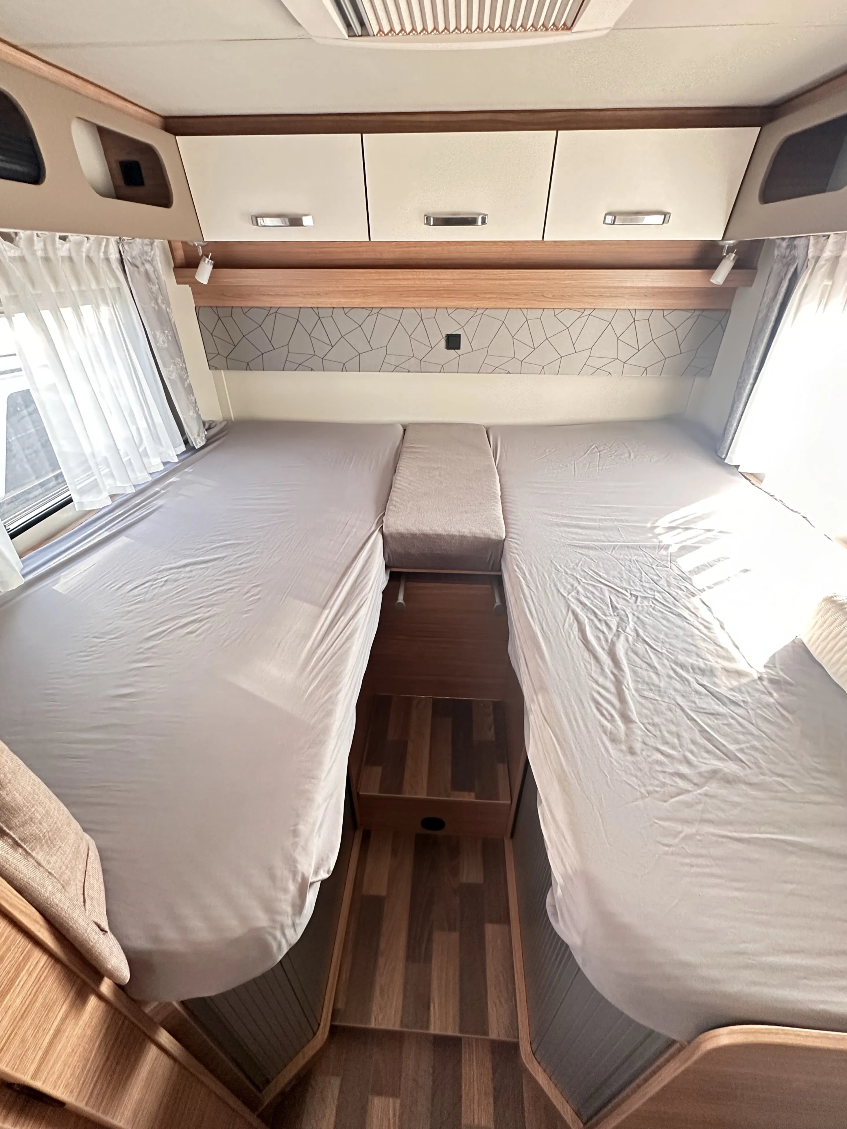 WB Carasuite 700 ME 4655 - Miet 50  (15).JPG