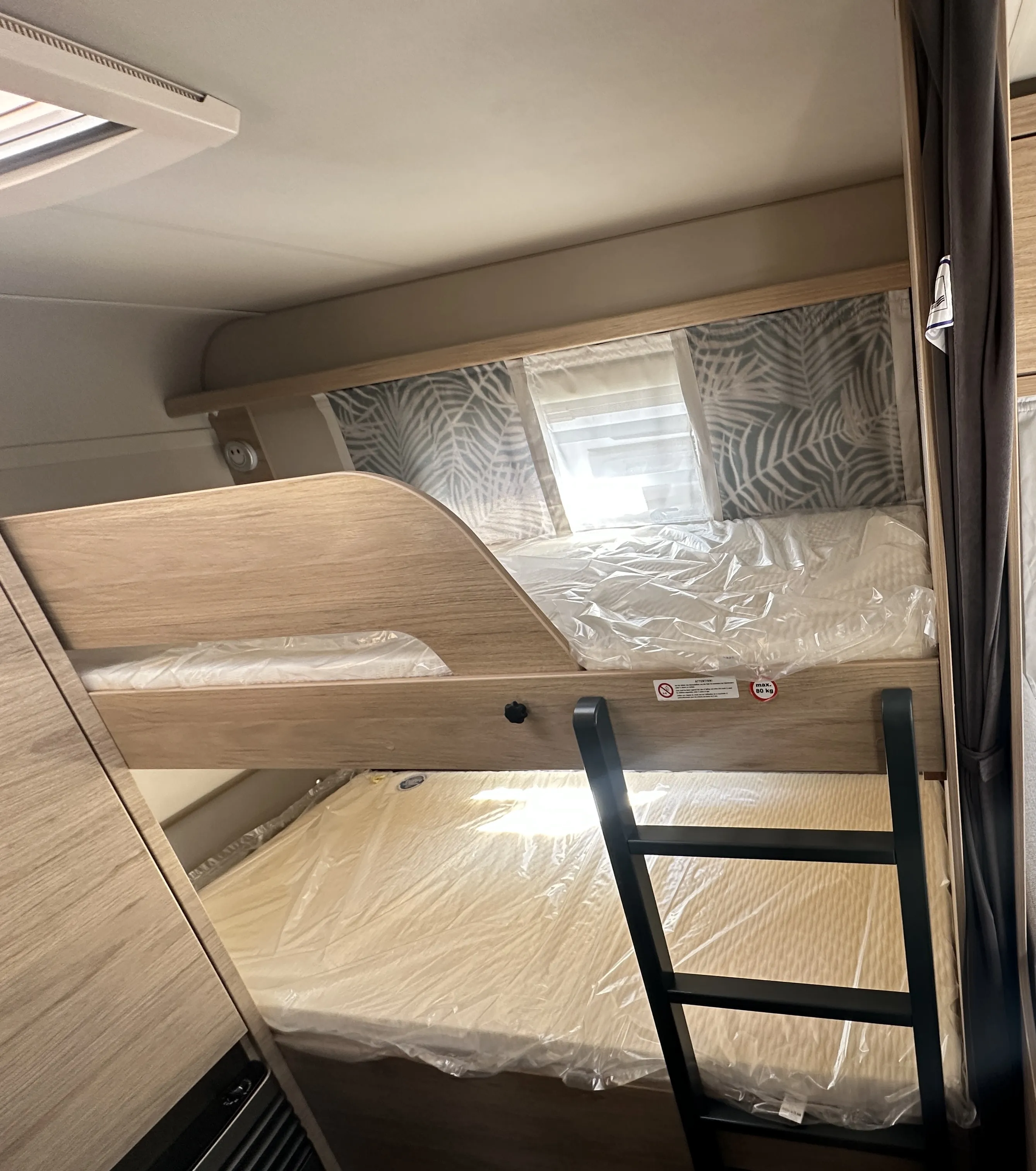 WB CaraOne HOT 550 QDK  5198 (12).JPG