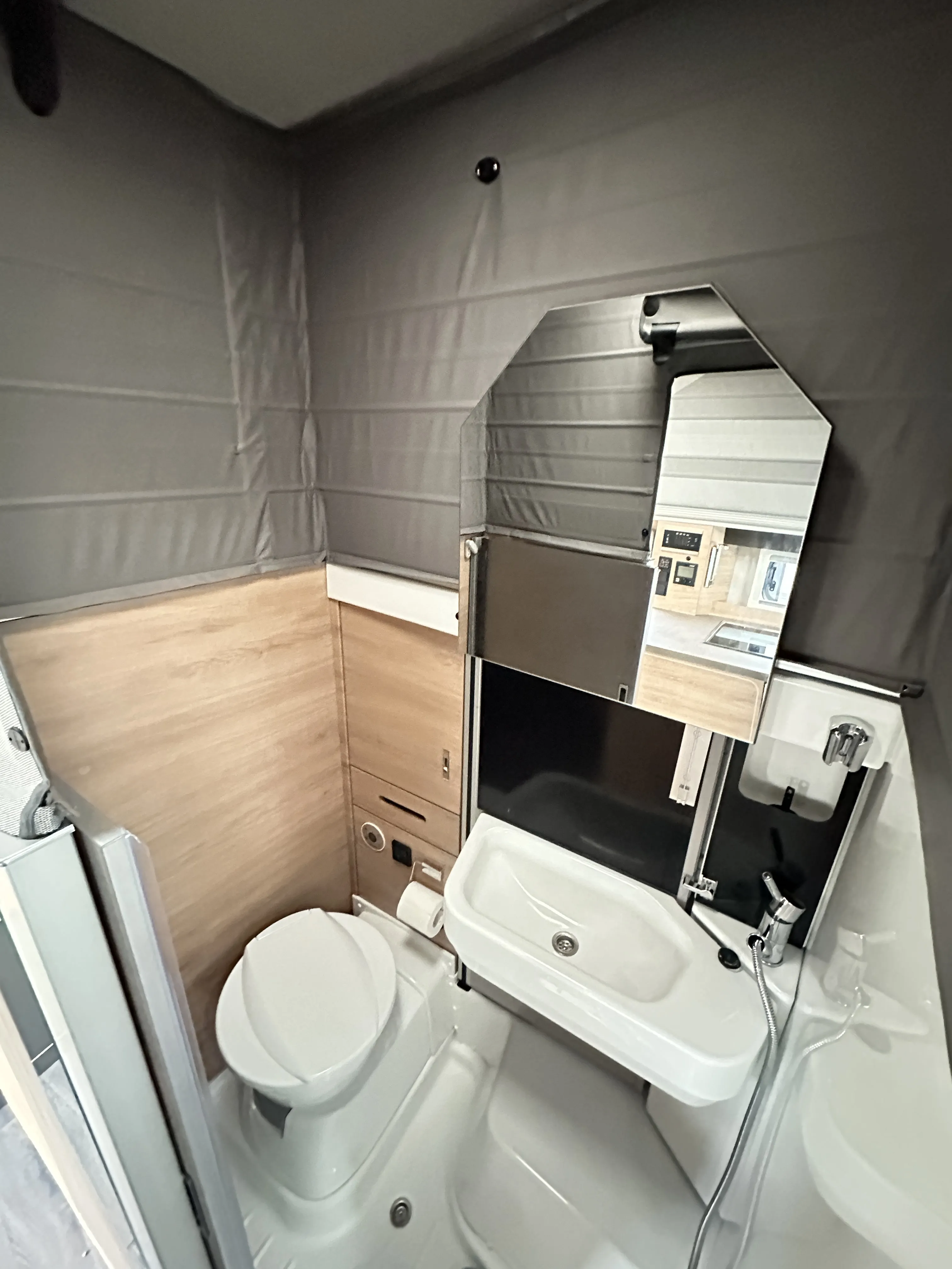Knaus Tourer CUV 500 LT  - 4540   (15)1.webp
