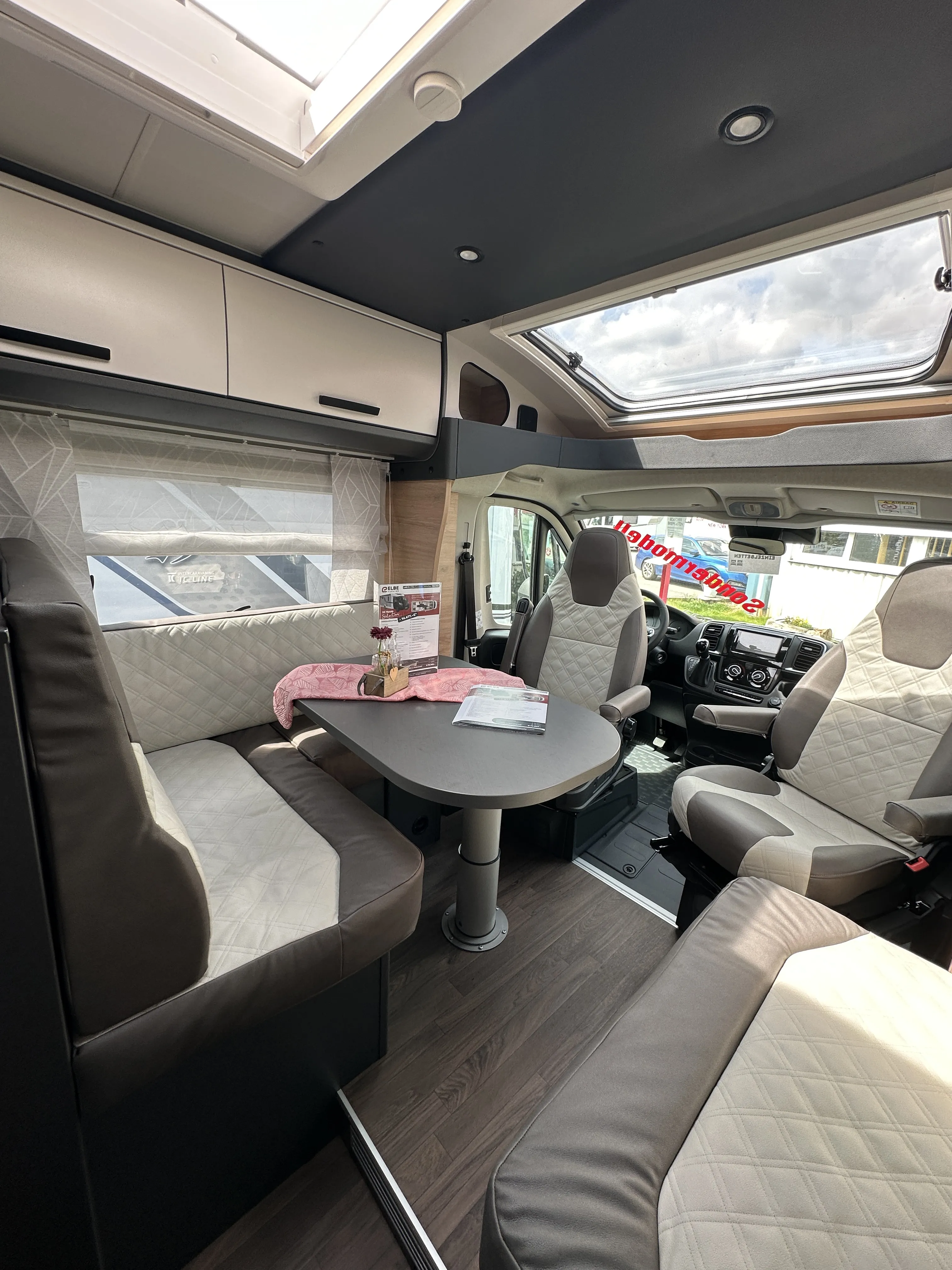 Knaus Live Ti 700 Sondermodell 25 Years  (18)9.webp