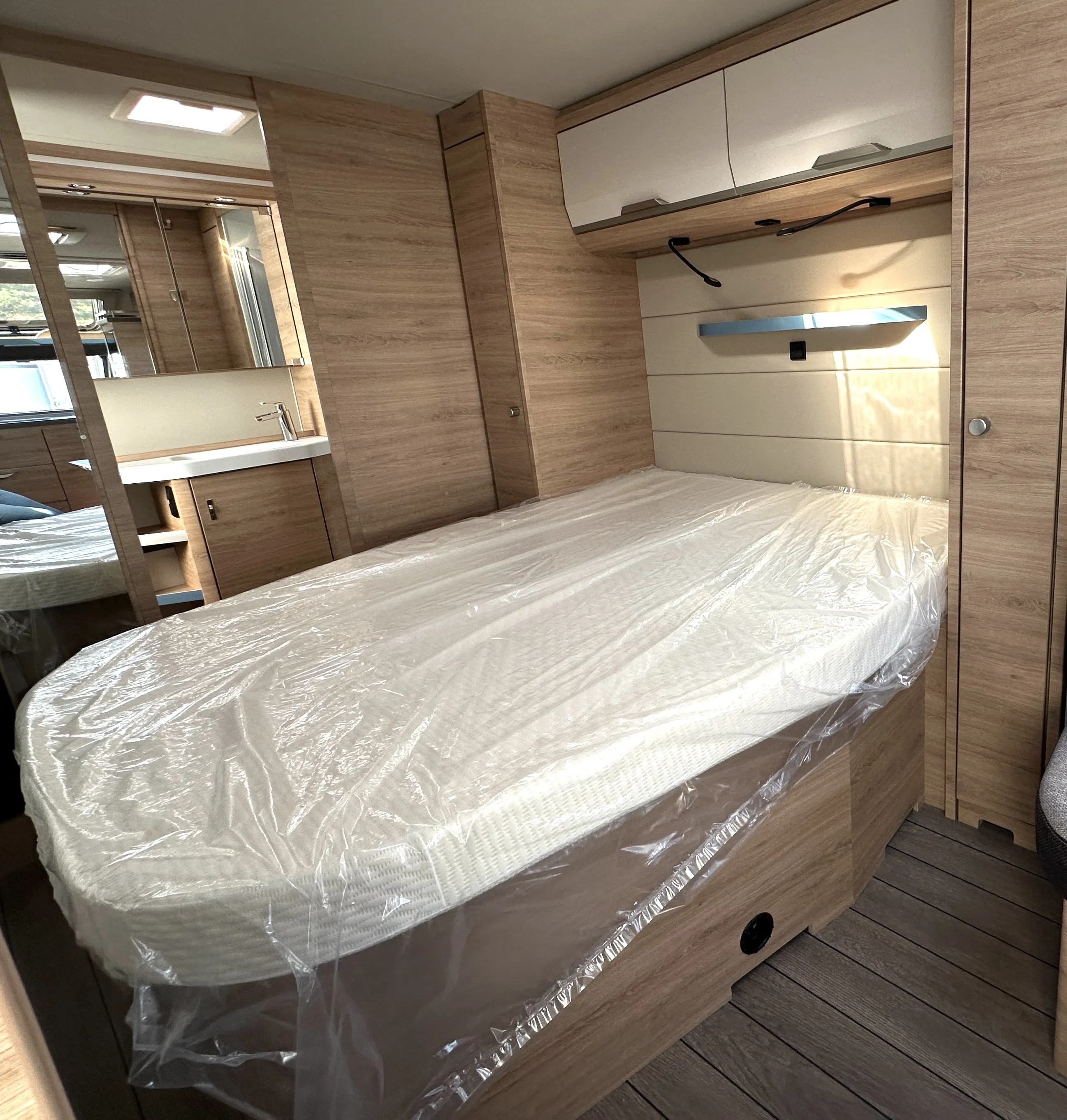 Knaus SW 650 PXB 5272 (10).JPG
