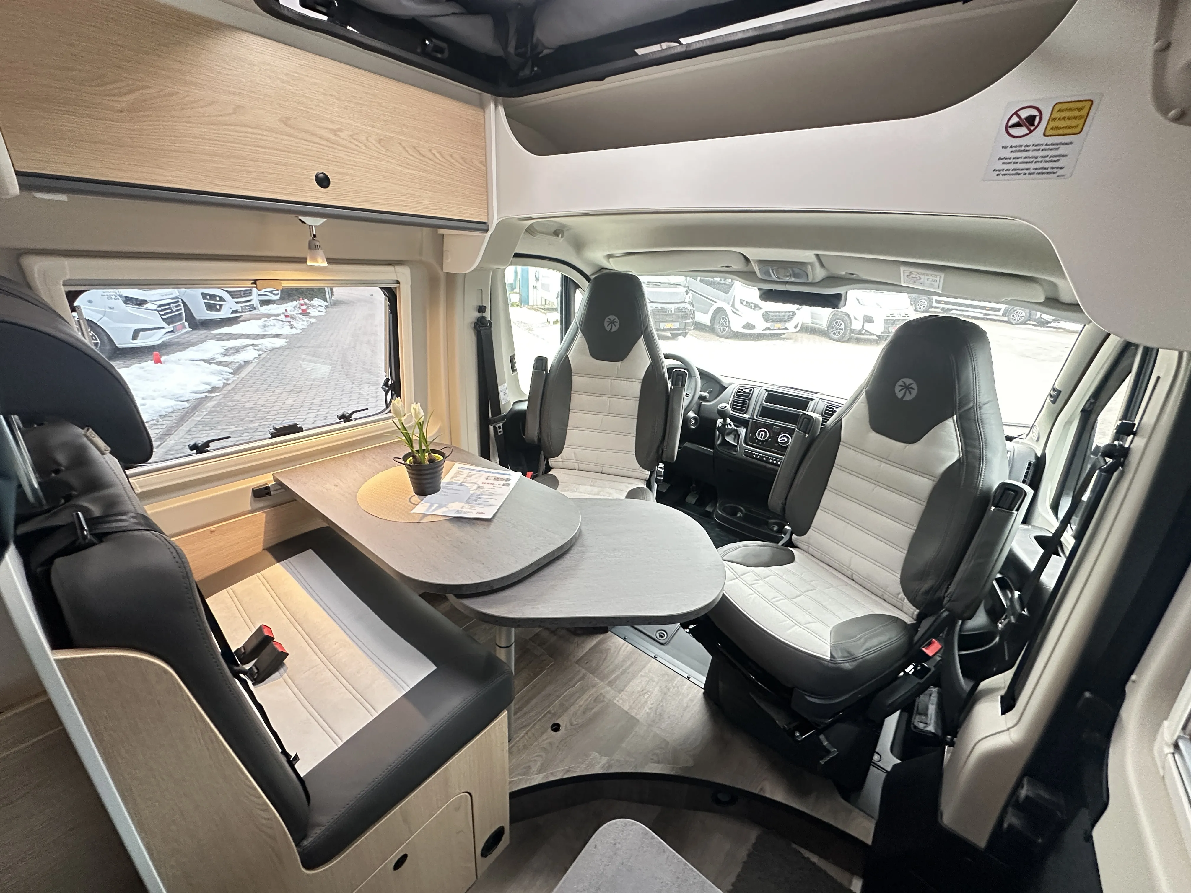 Sunlight Cliff 600 - 5025 (6).44332793.JPG