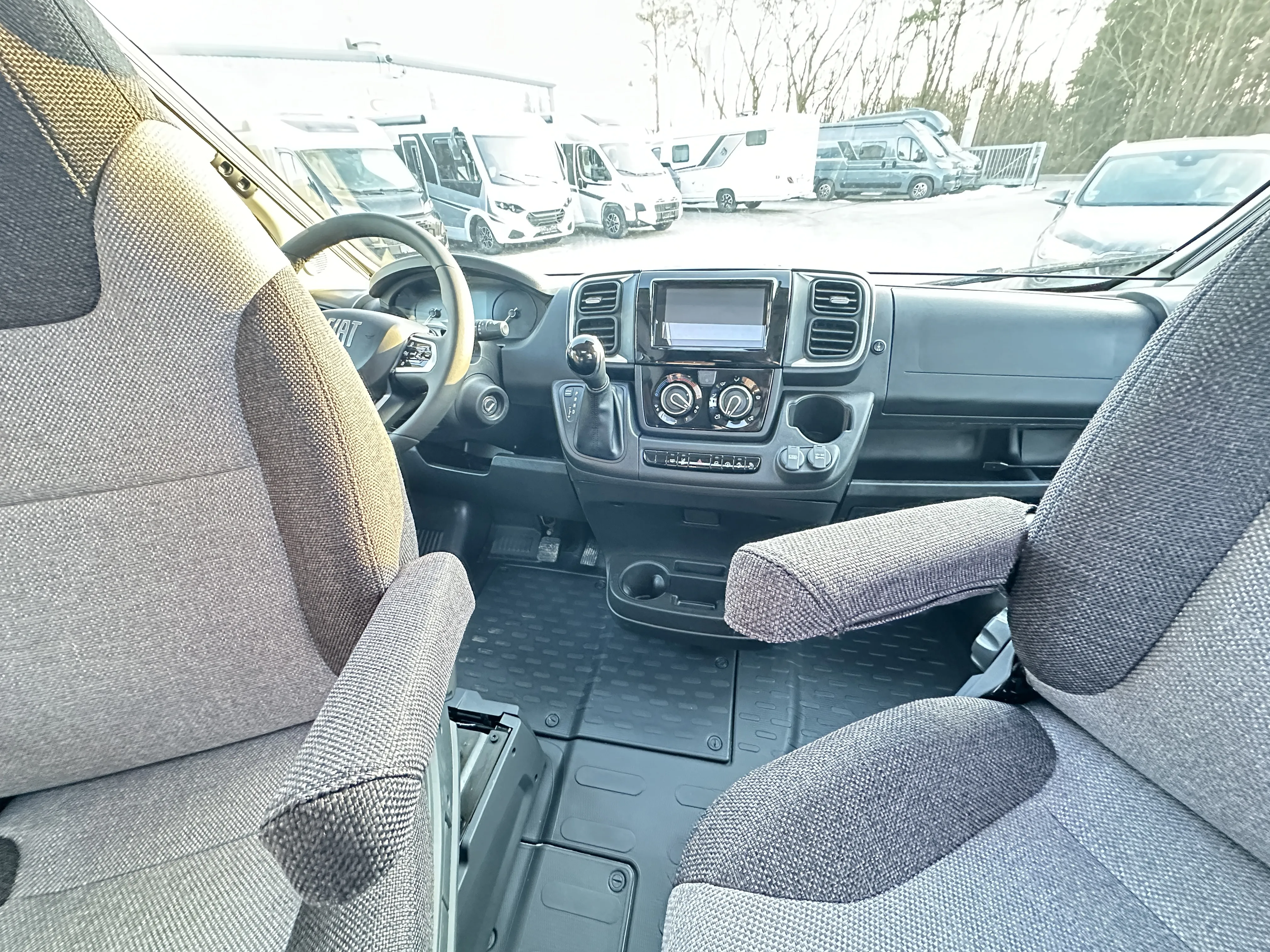 Knaus boxlife 630 5003 (23).JPG