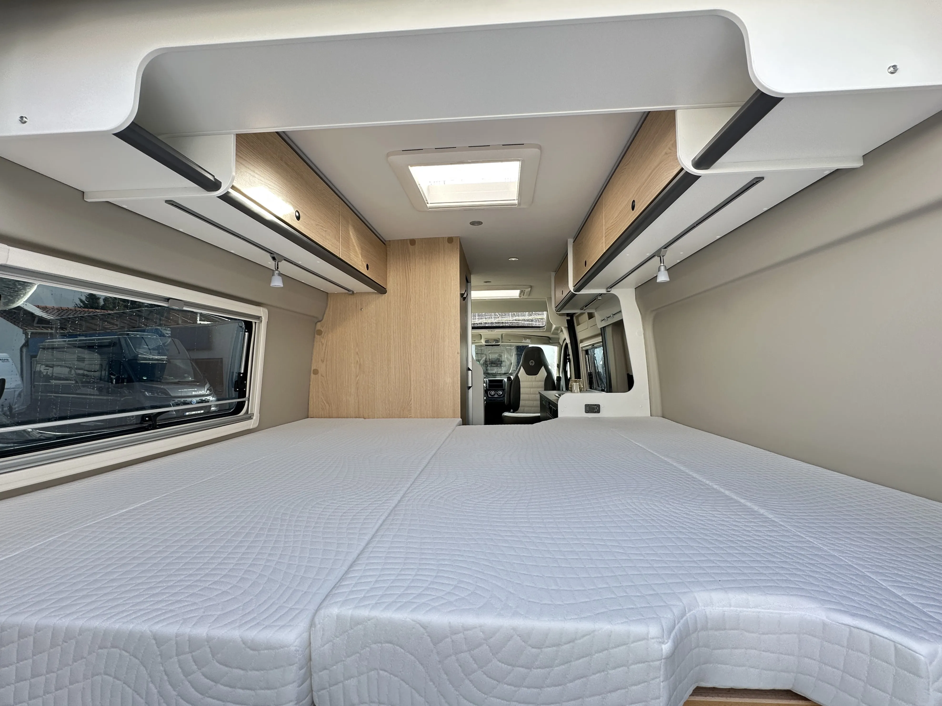 Sunlight Cliff 640  - 5033 (24).JPG