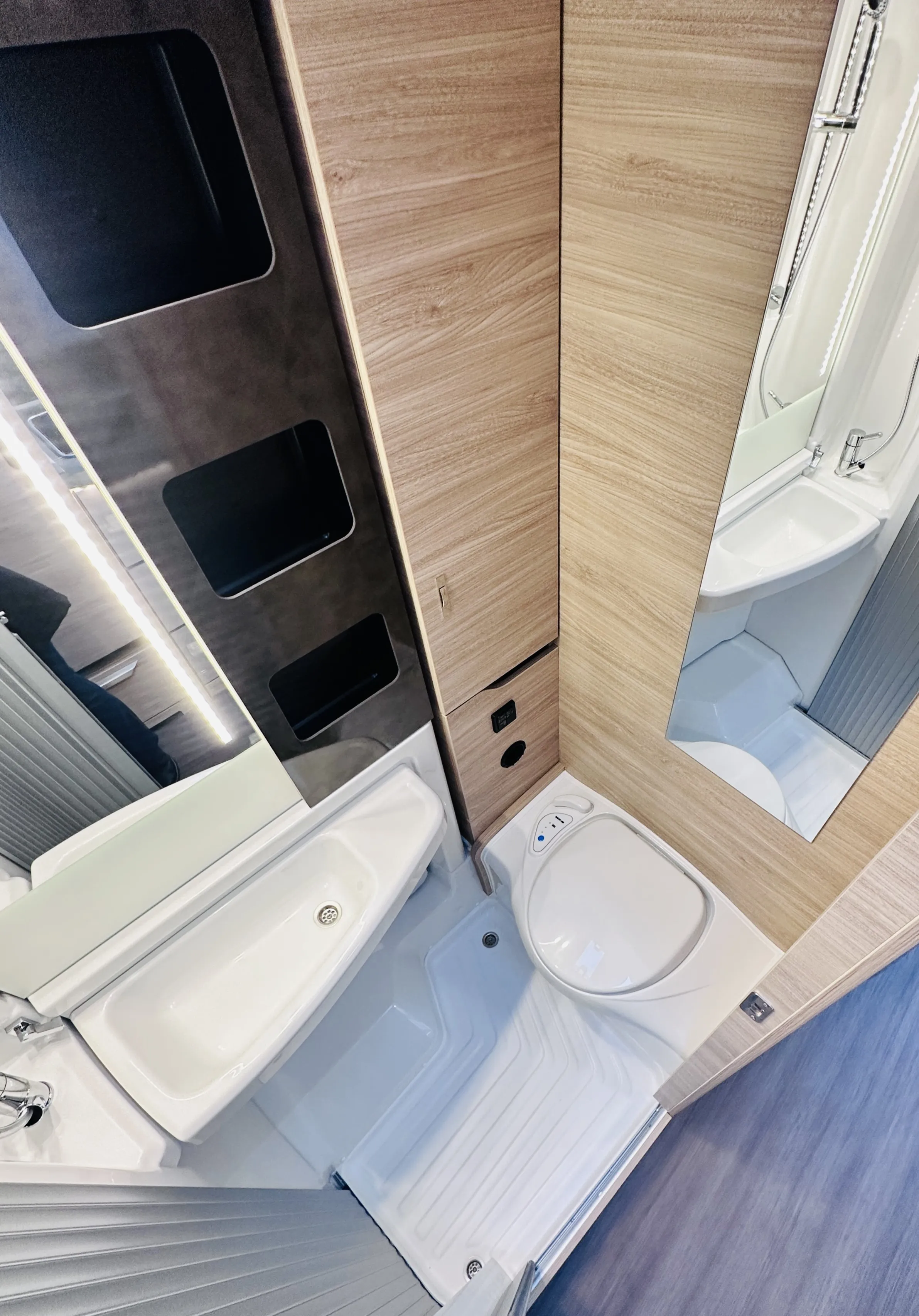 Knaus Van ti plus 650 MEG 4974  (15).44053287.JPG