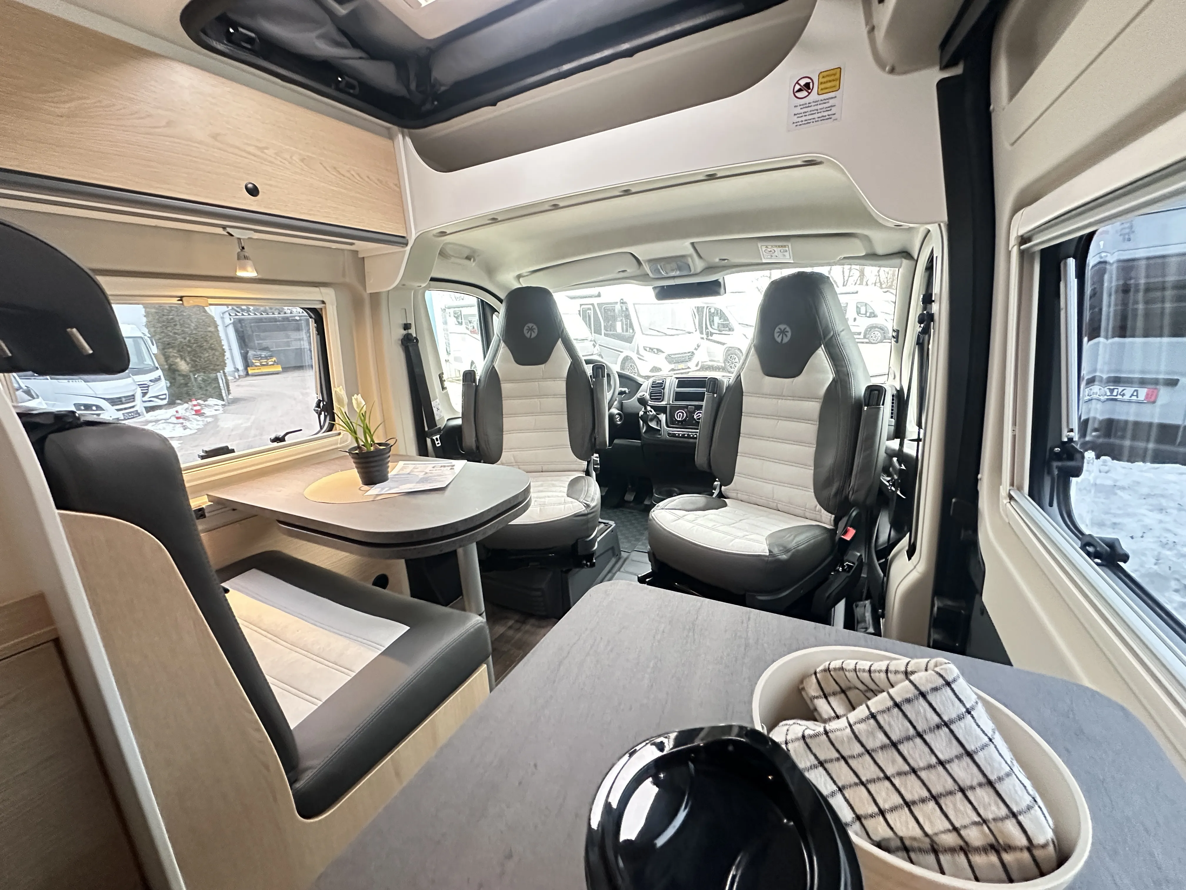 Sunlight Cliff 600 - 5025 (5).44332795.JPG