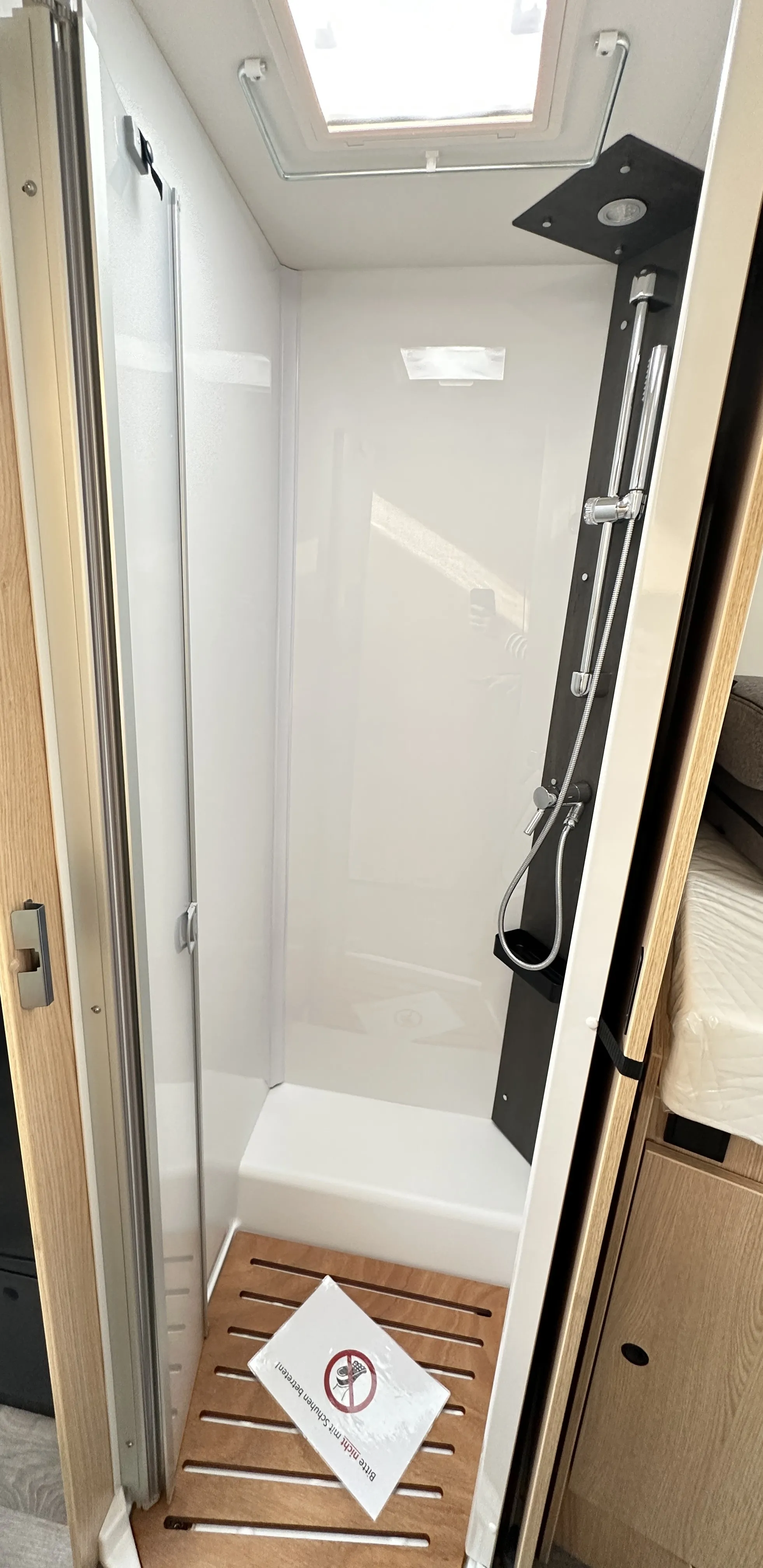 Sunlight T68 C 5031 (20).JPG