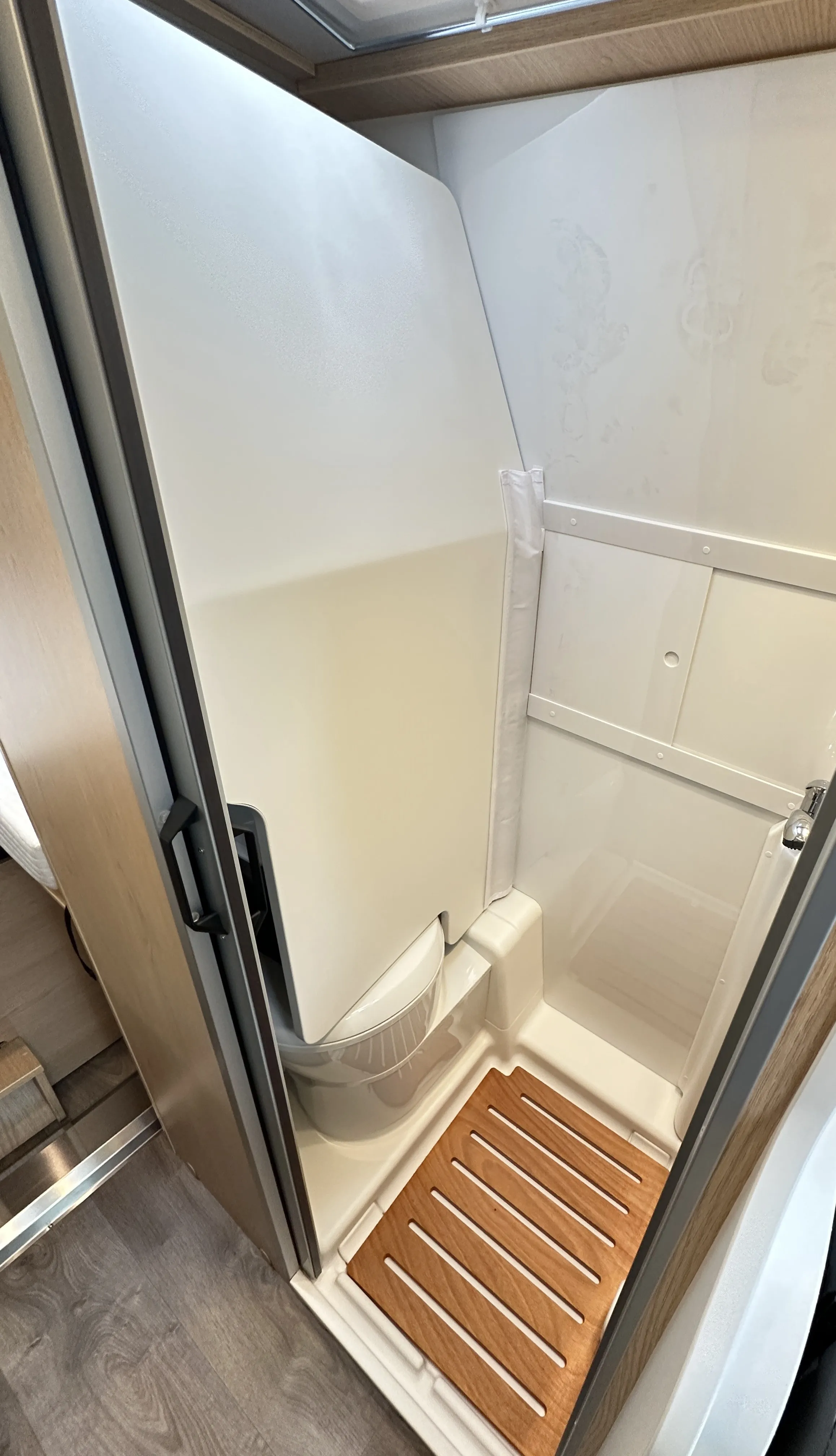 Sunlight Cliff 640  - 5033 (11).JPG