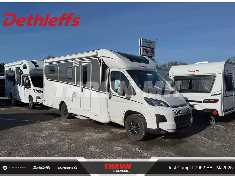 1_JustCampT7052EB_vorne-rechts.jpg