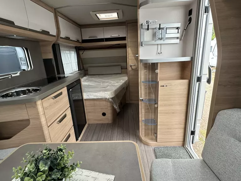 Knaus SW 450 FU 5141 (4).JPG