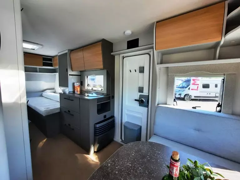 Sicht nach vorne schräg2.45190895.jpg
