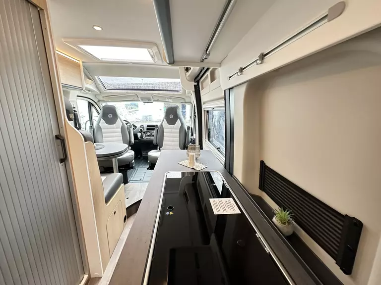 Sunlight Cliff 640  - 5033 (15)95.webp