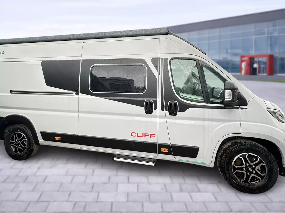 69e1fcd7d1574-Sunlight Cliff 640  - 5033 (1)10.webp