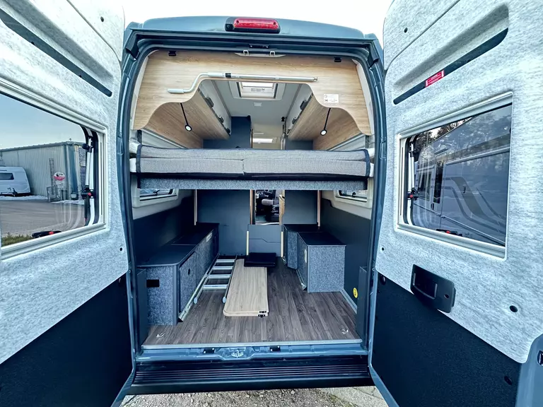 Knaus boxlife 630 5003 (22).JPG