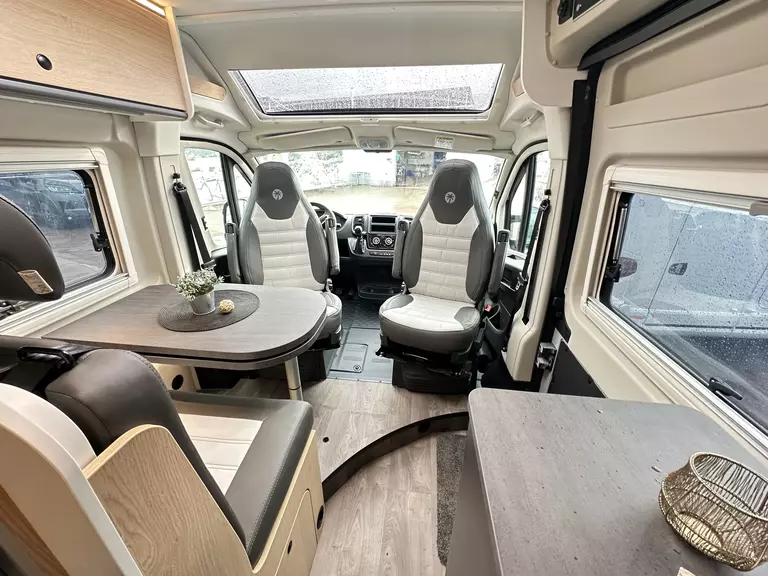 Sunlight Cliff 640  - 5033 (16)15.webp