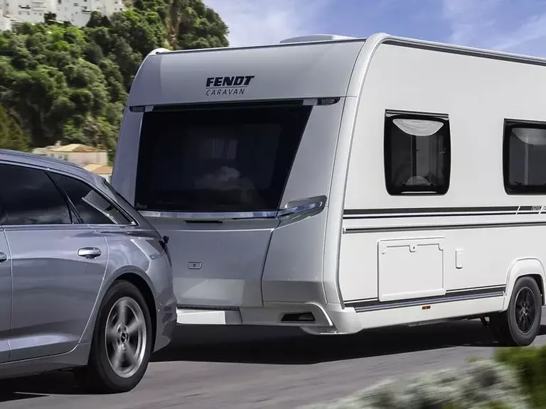 csm_Fendt-Caravan_Urlaub-im-Wohnwagen_Bianco_0bf98b532a.jpg