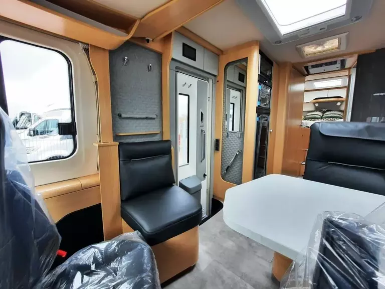 Sicht nach hinten schräg1.43819793.jpg