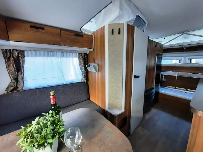 Sicht nach vorne schräg.38287997.jpg