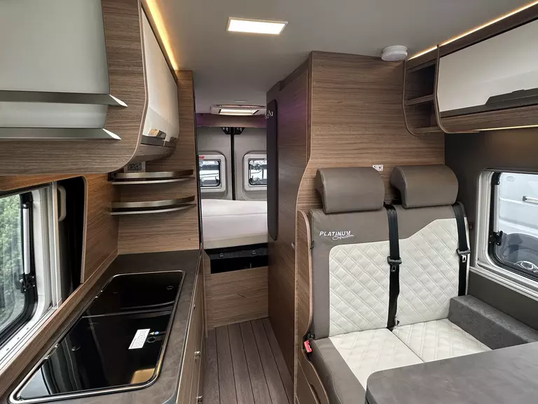 Knaus Boxlife 600 4836 Miet 3 (10).JPG