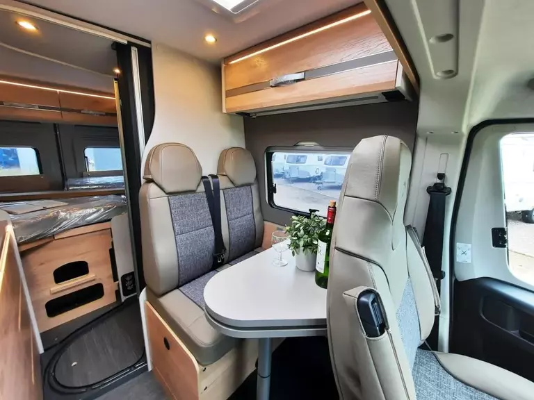 Sicht nach hinten schräg.36023334.jpg