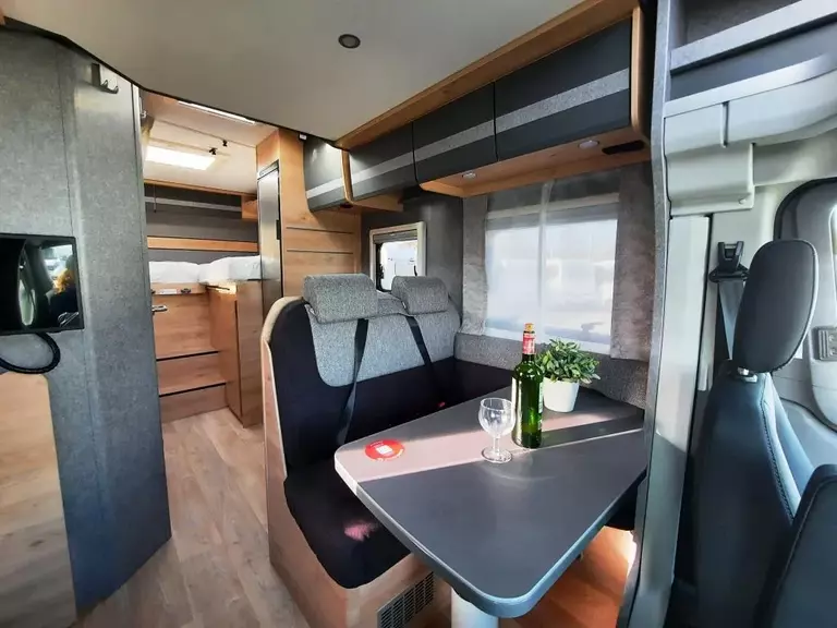 Sicht nach hinten schräg.44015808.jpg