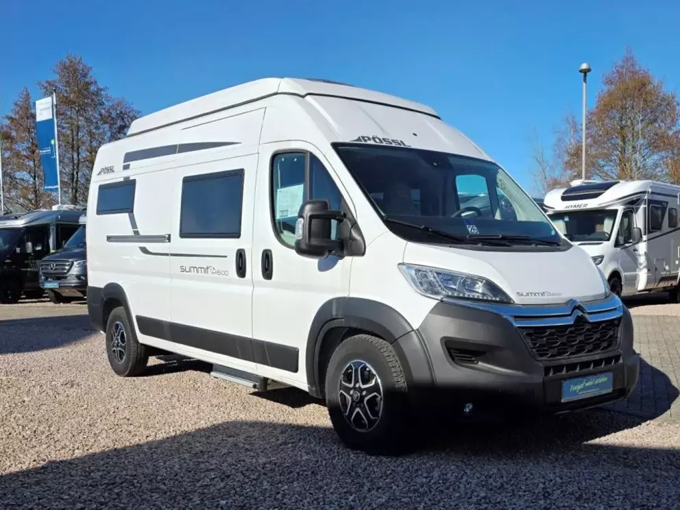 Front1.43997574.jpg