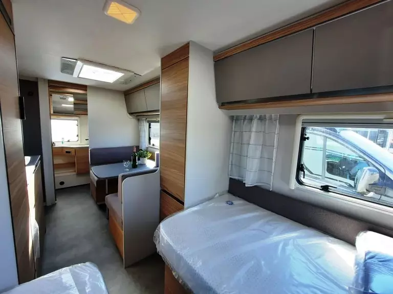 Sicht nach hinten schräg.38915436.jpg