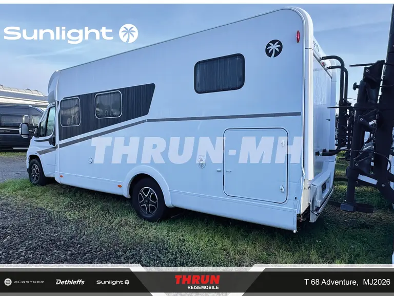 2_T68Adventure_hinten-links.jpg