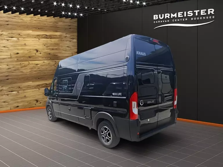 110310-knaus-boxlife_platinum_selection-600_dq-4.jpg