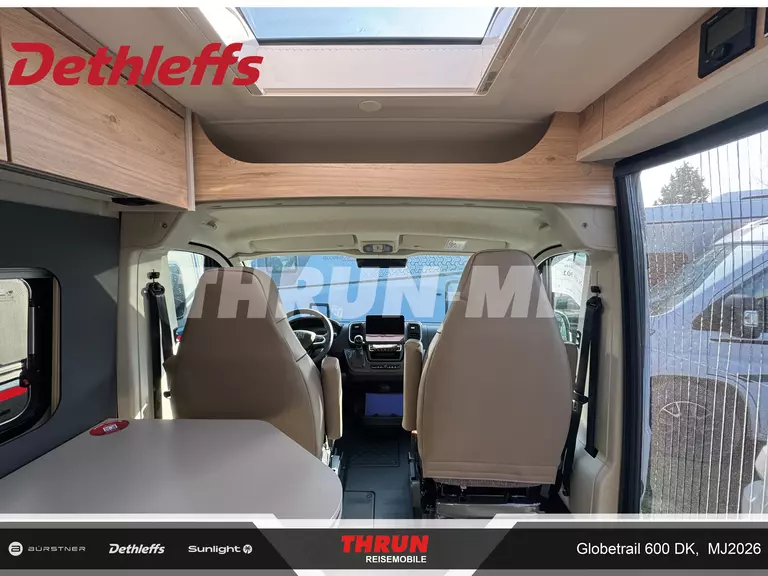 6_Globetrail600DK_Fahrerhaus.jpg