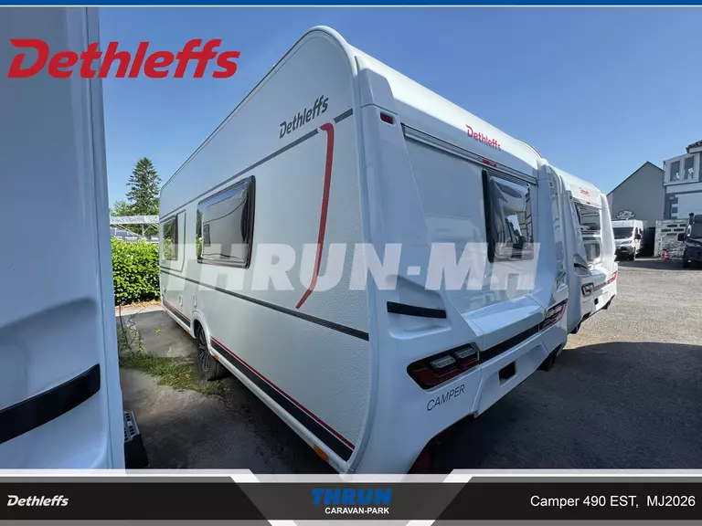 3_Camper490EST_hinten-links.jpg