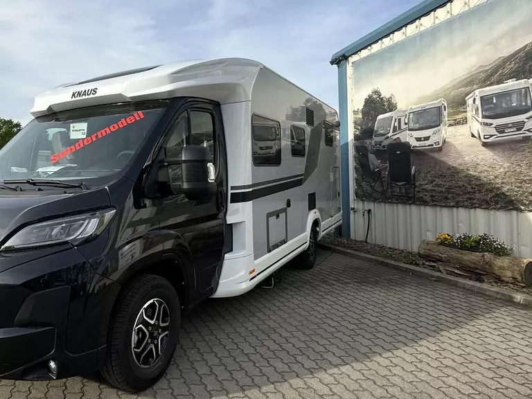 Knaus live Ti 25 Years Aussen neu  (2).44978582.JPG