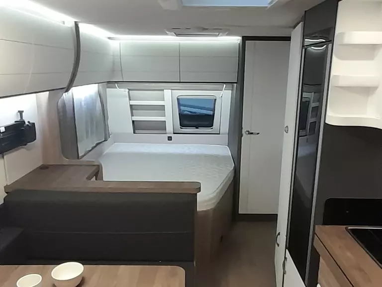 03 â Durchsicht von vorne nach Hinten.40382998.jpg