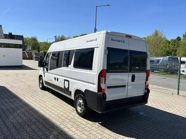 7430162.jpg