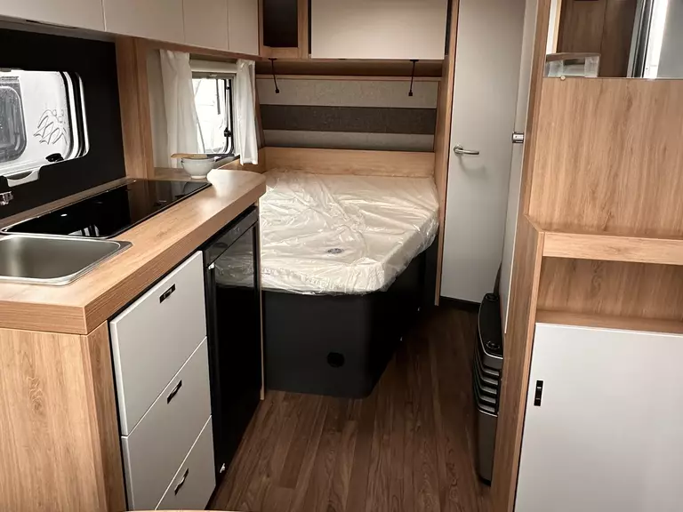 Knaus sport 450 FU - 4828 - Modell 2025 (4).JPG