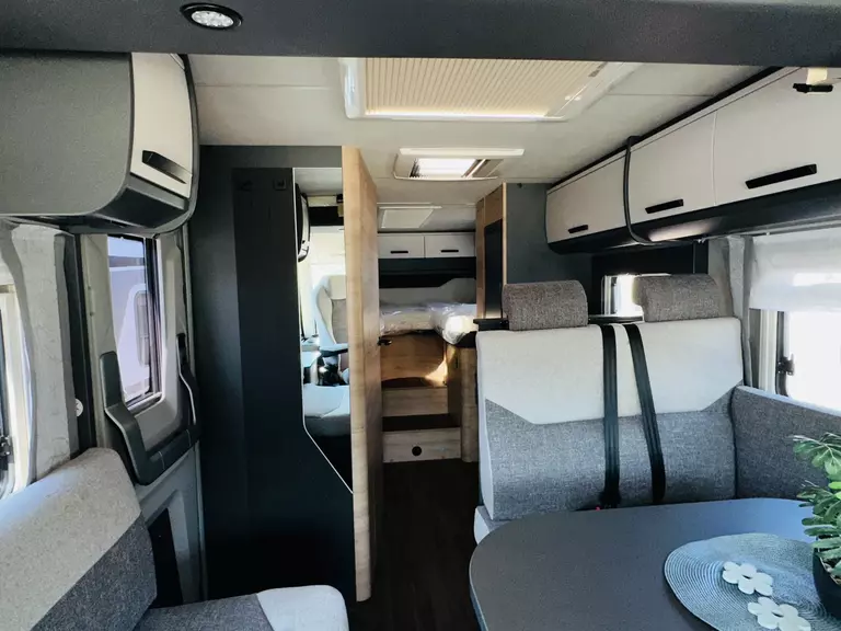 Knaus live I 700 MEG 5236 (4).JPG