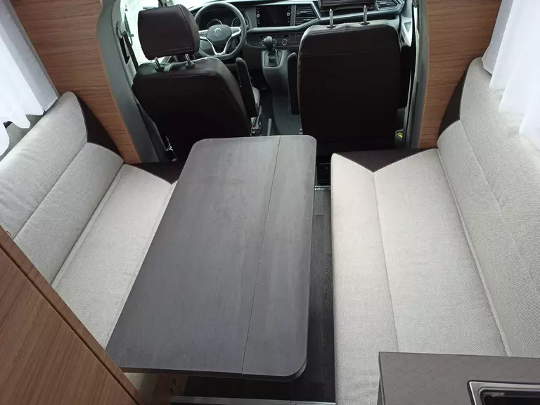 40815497.jpg