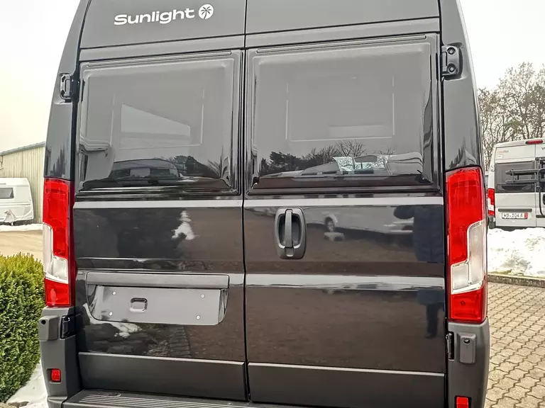 Sunlight Cliff 600 - 5025 (23).44332751.JPG