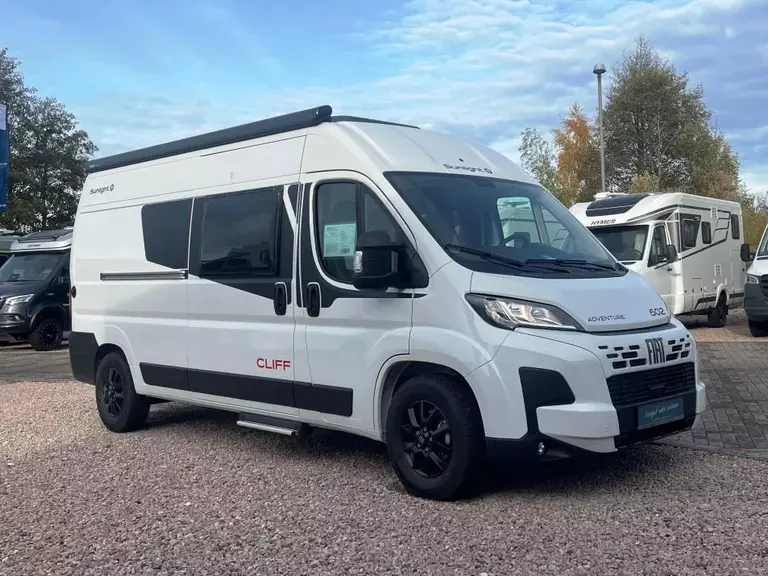 Front1.41190980.jpg