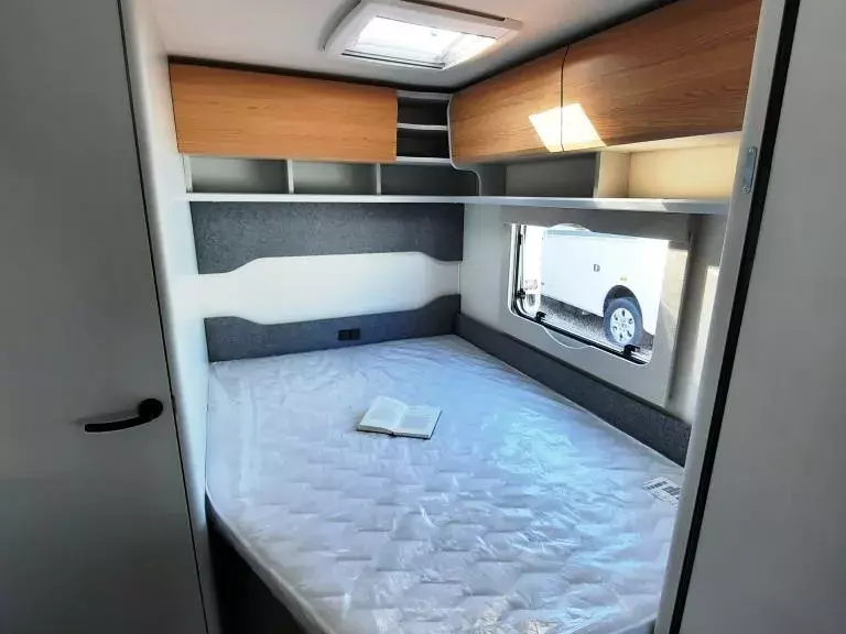 Doppelbett.44243338.jpg