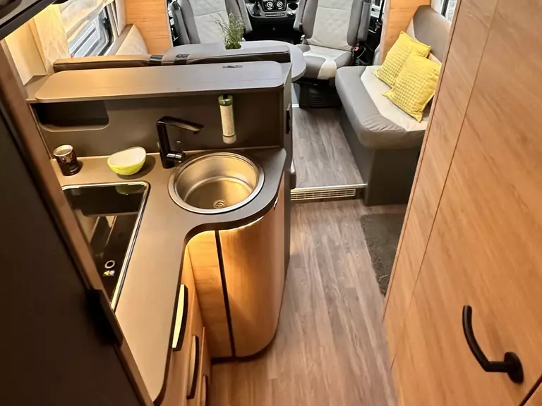 Knaus Live Ti 700 MEG 4762 (12).38649599.JPG