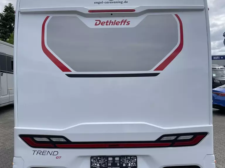 7735834.jpg