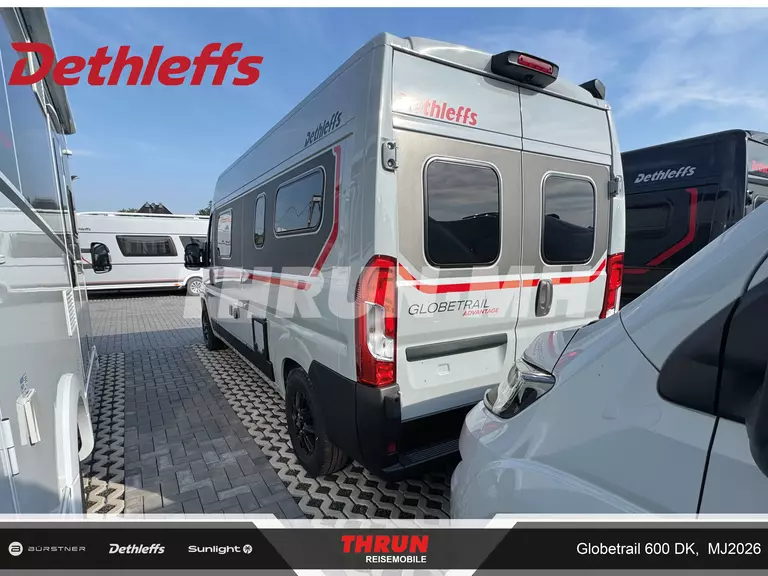 3_Globetrail600DK_hinten-links.jpg