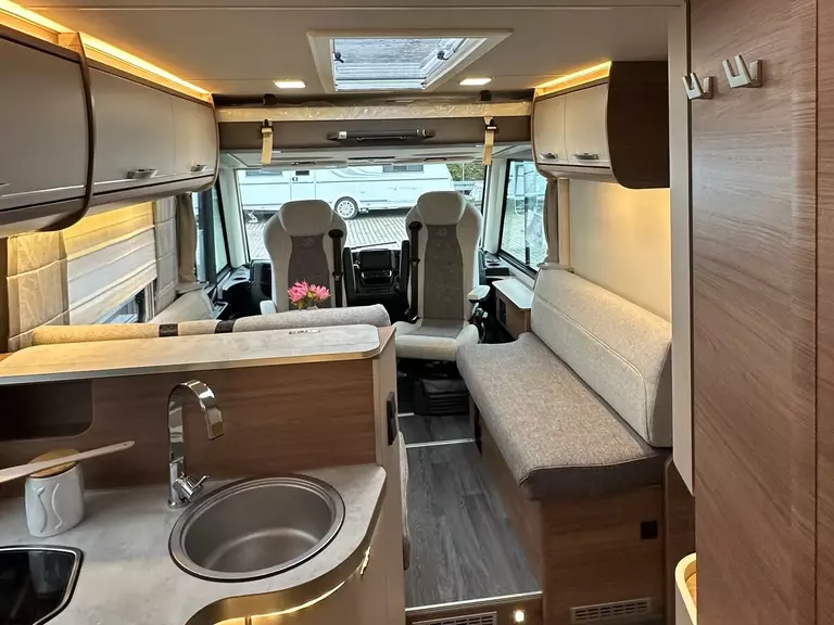 Knaus Live I 900 LEG 4126 (7).36488740.JPG
