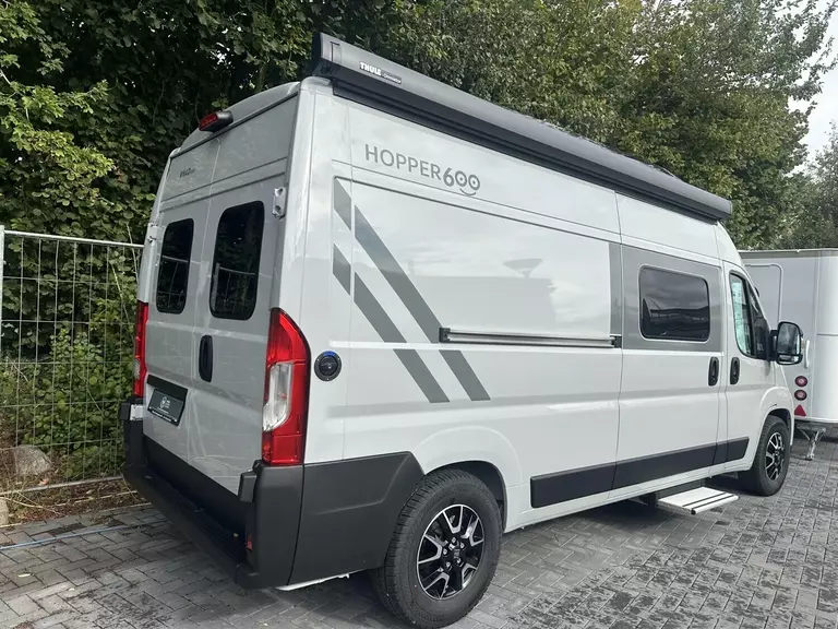 01-05773-roadfans-hopper-600 _-4.jpg