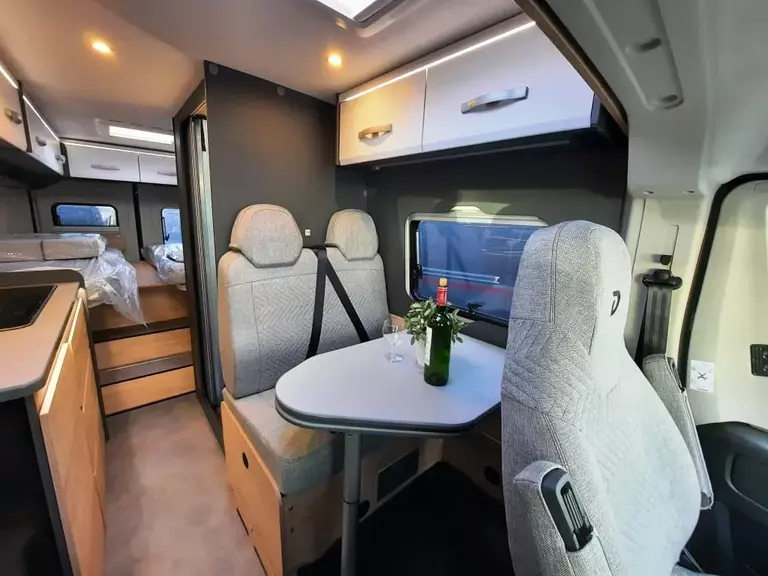 Sicht nach hinten schräg.36752649.jpg