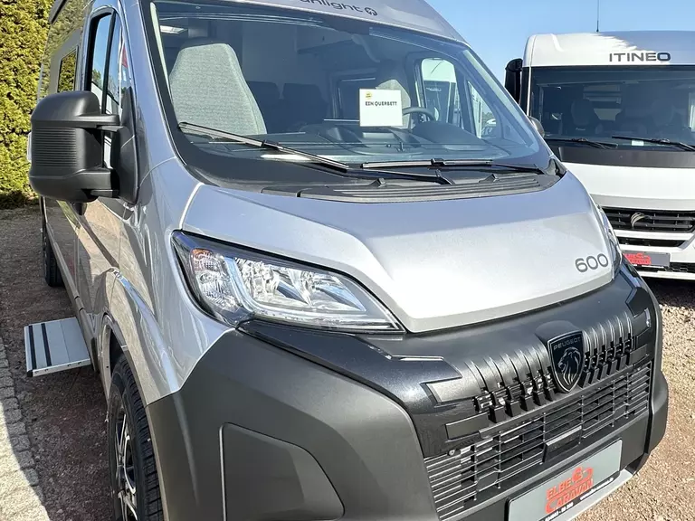 Sunlight Cliff 600 5030 (2).JPG