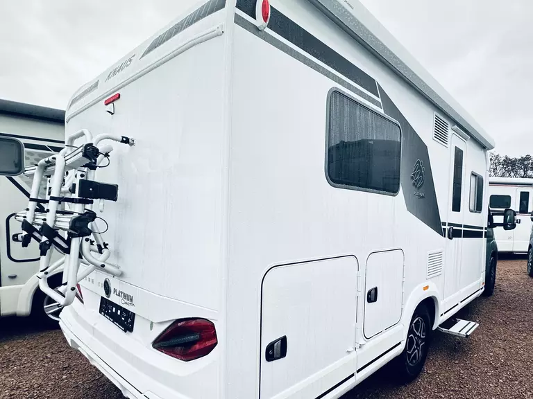 Knaus Life Ti 650 MF 4956 (3).JPG