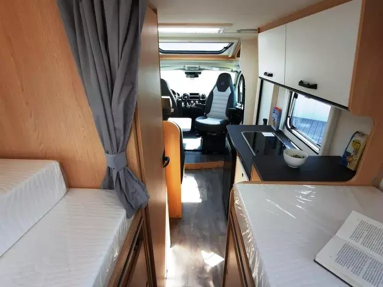 Sicht nach vorne.39429463.jpg